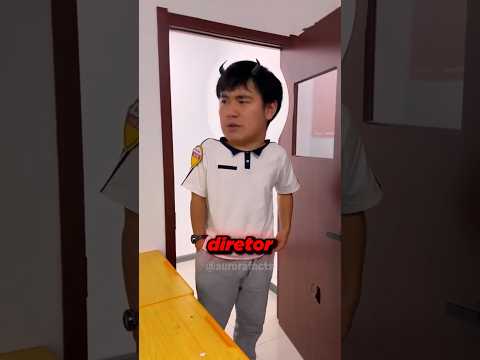 ELE CHEGOU ATRASADO E FINGIU SER O DIRETOR PRA ENTRAR NA SALA! 😱