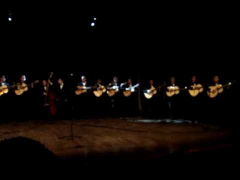 La Primera Cosa Bella video
