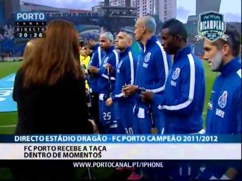 Jogadores recebem a Taça! 05/05/2012 - FC Porto C...
