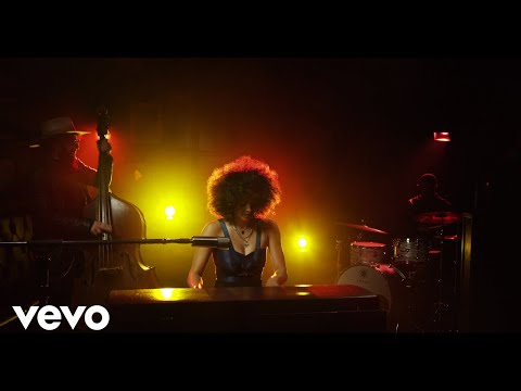 Kandace Springs - People Make The World Go 'Round