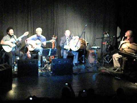 PETECO SOLO Y ACOMPAÑADO