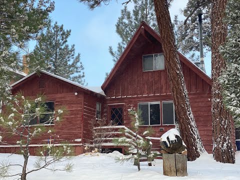 Big Bear Cabin 4u. Big Bear Lake, California, Rental Cabin walk thru 11 2020