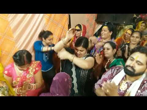 Cake mave ka banaya hai jisko Tak rakhega tu Baba Happy Birthday tu u November 2025