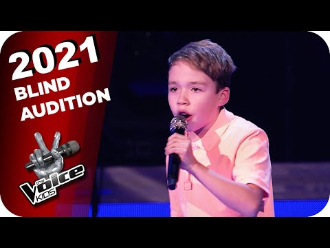 Disney's "The Lion King" - I Just Can't Wait To Be King (Adriano) | The Voice Kids | Blind Audition