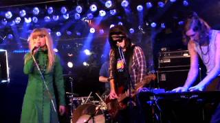 The Asteroids Galaxy Tour - Around The Bend - Live On Fearless Music HD