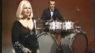 Malcolm Galaxy vs Peggy Lee - Fever