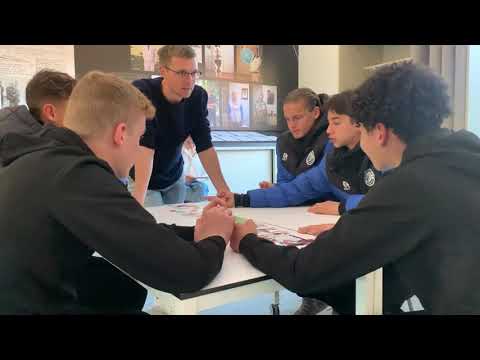 FC Den Bosch Jo16 en Jo15 op bezoek bij Nationaal Monument Kamp Vught