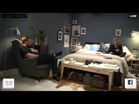 Under täcket - De beställer mat