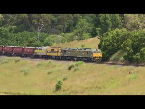 SSR Grain Train: Southern Shorthaul Railroad RL & GM class - PoathTV Australian Trains & Railways