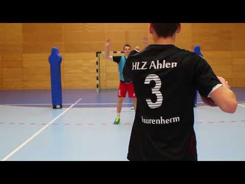 Handball pivot trick pass