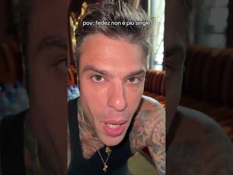 Il Rosso e Fedez si baciano #shorts #tiktok
