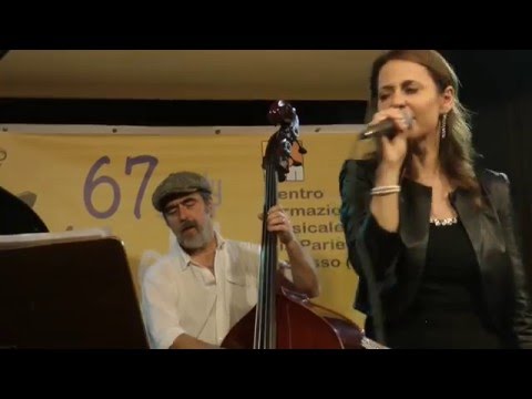 Lara Iacovini Quintet -  Social Call