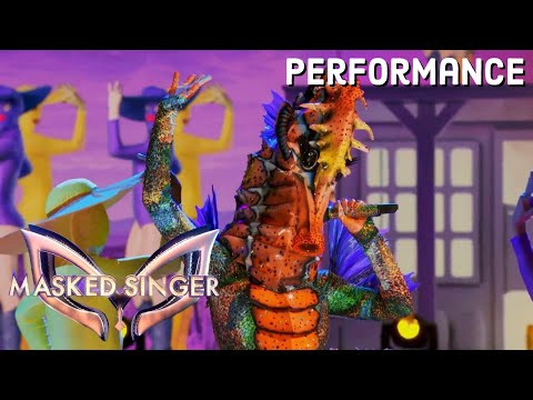 Seahorse sings “That’s What I Like” by Bruno Mars | THE MASKED SINGER | SEASON 4