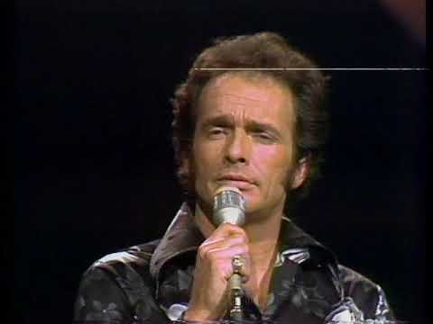 Merle Haggard & The Strangers/Leona Williams/Ronnie Reno