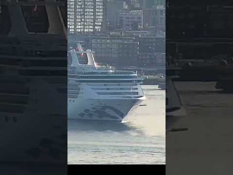 Thumbnail for Last cruise ship of the season leaves Vancouver, Coral Princess heads to winter in the Caribbean