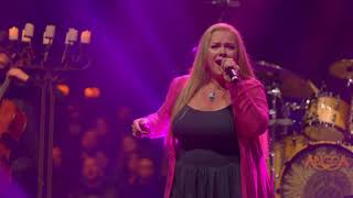 Angra - Wuthering Heights feat. Amanda Somerville - [Acoustic - Live At Opera de Arame]