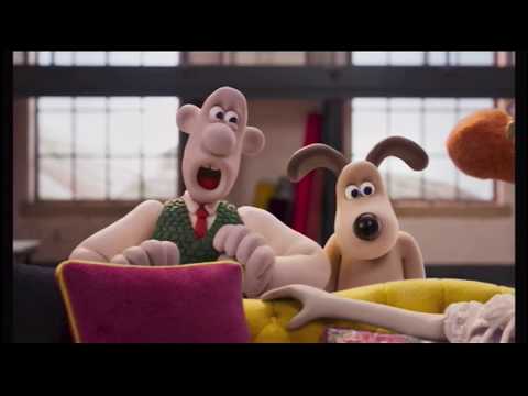 2020 DFS Wallace & Grommit Grand Sofa Sale Advert