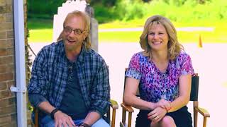On set with Chris Elliott and Jennifer Robertson - Roland and Jocelyn Schitt - Schitt's Creek video