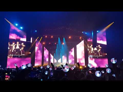 180909 BTS CONCERT LONDON Day 1 ' Save me + I'm fine'