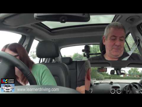 Nikki's 2nd driving lesson - 3 & 2 Steering and Gears