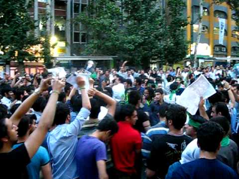 Masire Sabz e hamian e moosavi - before presidental election 2009 - Tehran - Iran