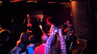 The Thermals - Never Listen To Me