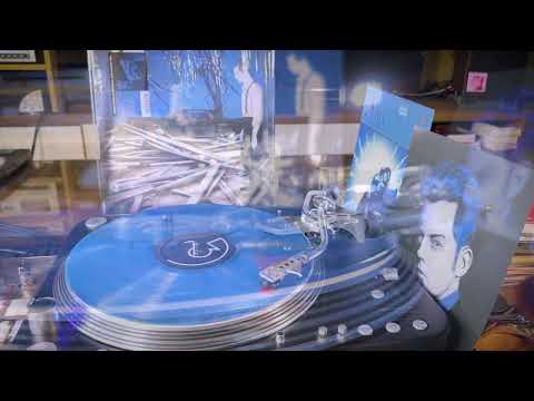 Jack White – "Taking Me Back" vinyl playing - 'Fear Of The Dawn' album