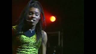 Nicole C. Mullen -  Shooby - HD