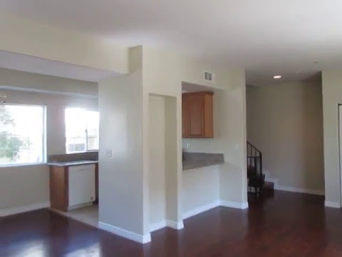 PL8837 - Tri-Level 3 Bed + 2.5 Bath Apartment for Rent! (Panorama City, CA)