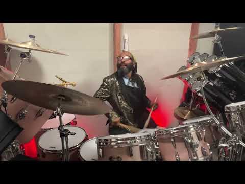 Kenwood Dennard having fun at Dennis Chamber’s house