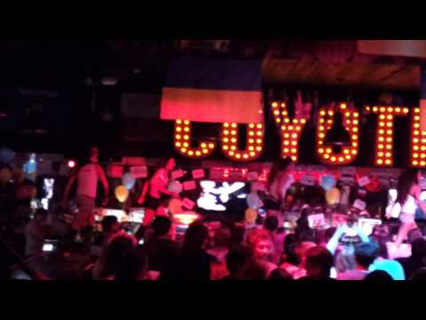 Coyote Ugly (Die motha fucka die)