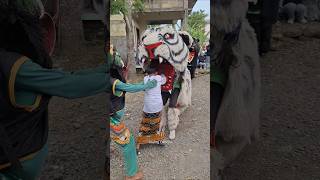 Download lagu Can Macanan Makan Anak Santri #shorts mp3 Download lagu Can Macanan Makan Anak Santri #shorts mp3