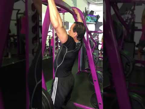 The 60 year old man accomplishing the “impossible pull-up”