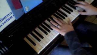 How To Play - Christmas Of Love: Little Isidore And The Inquisitors