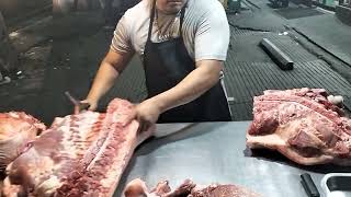 HALF PIG PORK DEBONING #DEBONE #PORK #PIG #viral
