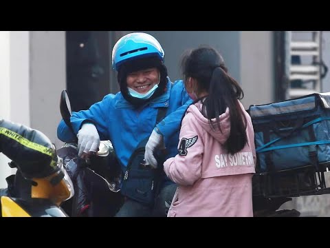 被小孩子問起自己的兒時理想，有人感嘆：說起來都是淚啊