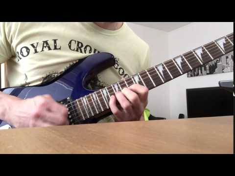 Yngwie style phrase (long run in A-harmonic minor)