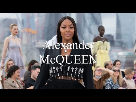 Alexander McQueen SS 2022 Womenswear (Naomi Campbell, Sora Choi, Anok Yai…)