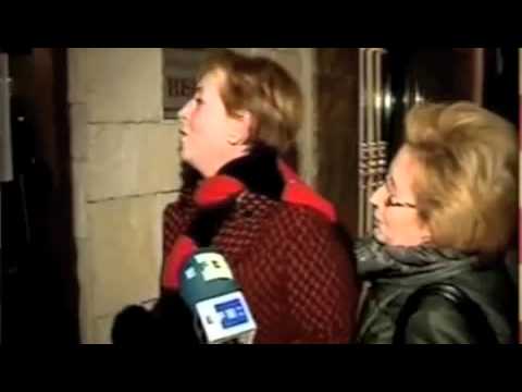 tiene los huevos asi de grandes