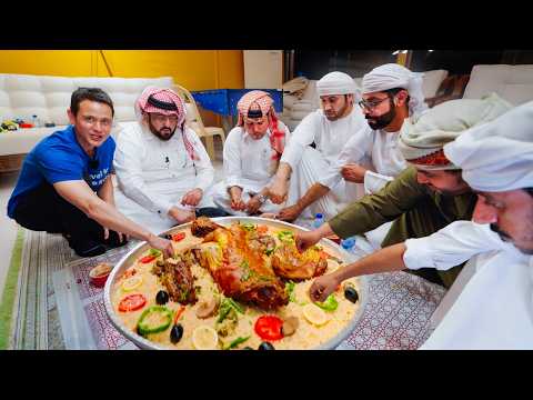 First Time in QATAR!! 🇶🇦 Qatari Food - Whole Lamb Mandi!!