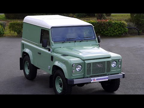 LAND ROVER DEFENDER 'HERITAGE EDITION' - 1 OF 400