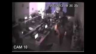 Boogarins - Erre (security cam take)