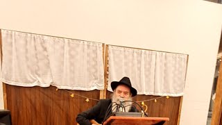 י"ט כסלו - יום הילולת הרב המגיד וגאולת אדמיר הזקן. אור לי"ט כסלו ה'תשפ"ה (הרב יאיר כלב) - התמונה מוצגת ישירות מתוך אתר האינטרנט יוטיוב. זכויות היוצרים בתמונה שייכות ליוצרה. קישור קרדיט למקור התוכן נמצא בתוך דף הסרטון