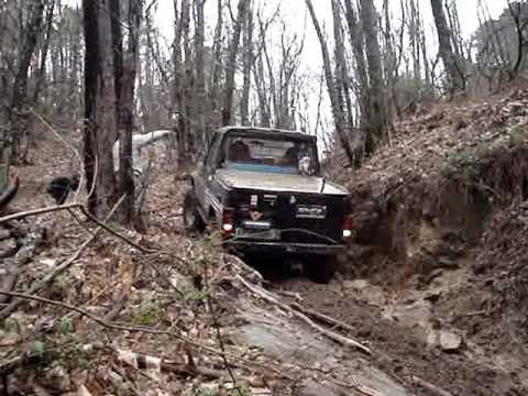 VALDINIEVOLE 4X4 CLUB granat... 5.4.10.wmv