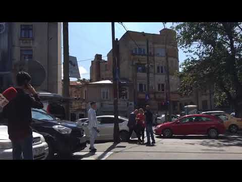 Mediafax 05 Septembrie - Părinții Alexandrei Măceșanu au ajuns la sediul DIICOT