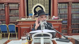 הרב יובל אברהמי שליט"א   |  דיני ממונות  |  מצא אוצר בחצר חברו. 