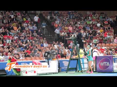 Anna Karolína Schmiedlová premieňa v Katoviciach semifinálový mečbal