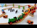 Brio Train Set 33118 - Brio Wooden Railway Set unboxed by Thomas the tank engine - trains for kids
