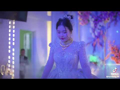 Vì Con - Phú Lê / Bài Hát Ý Nghĩa Cô Dâu Hát Tặng Mẹ Trong Ngày Cưới - Hot Tiktok 2023