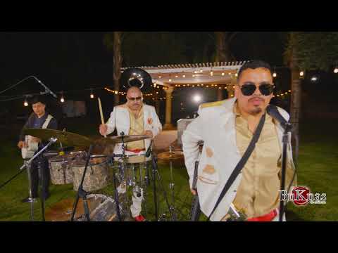 Buknas De Culiacan - La Captura Del Paisa [Corridos Ineditos] (En Vivo)